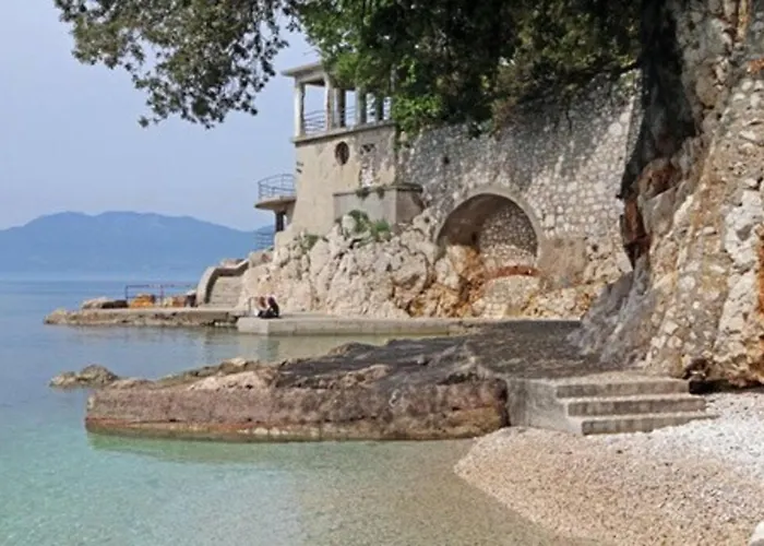Mediterranean Garden شقة غييكا